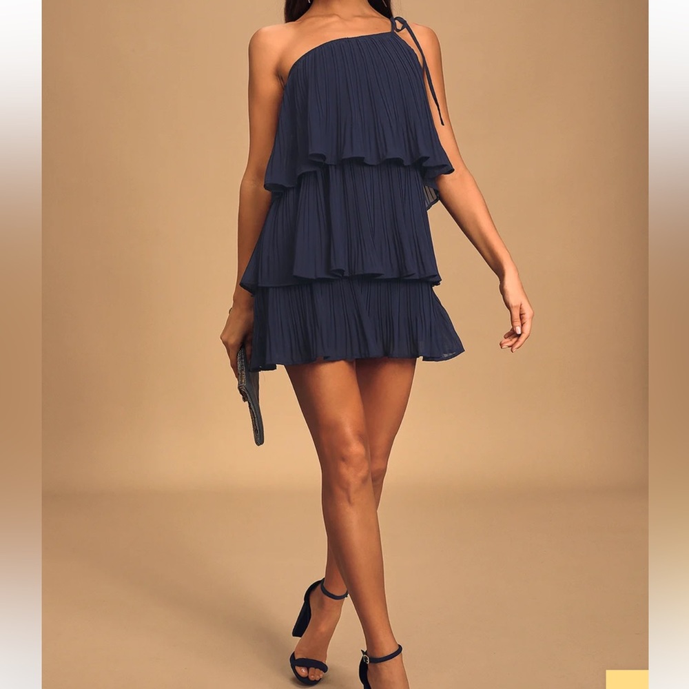Lulu’s Blowing Kisses Navy Blue Pleated One Shoulder Mini Dress Size M